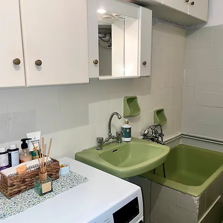 Cozy Center アパート